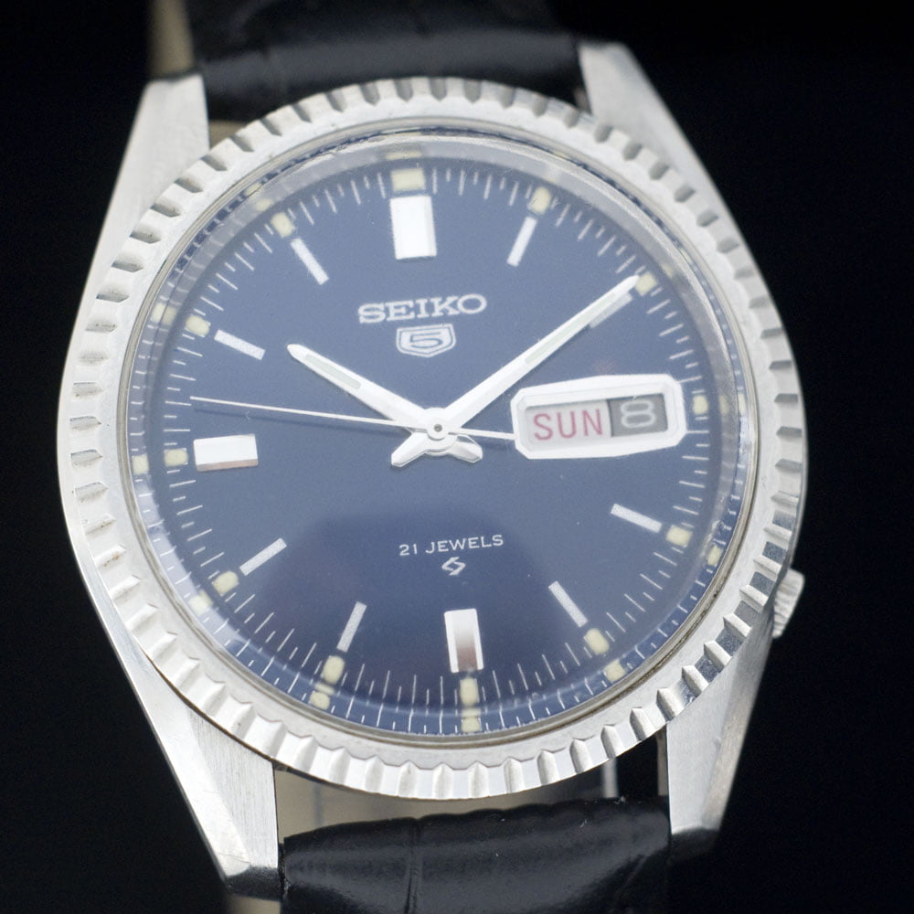 Seiko 5 6119-8030, blue, 1978 | Watch & Vintage